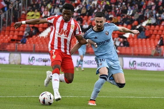 Ramazani, en un partido con el Almería.