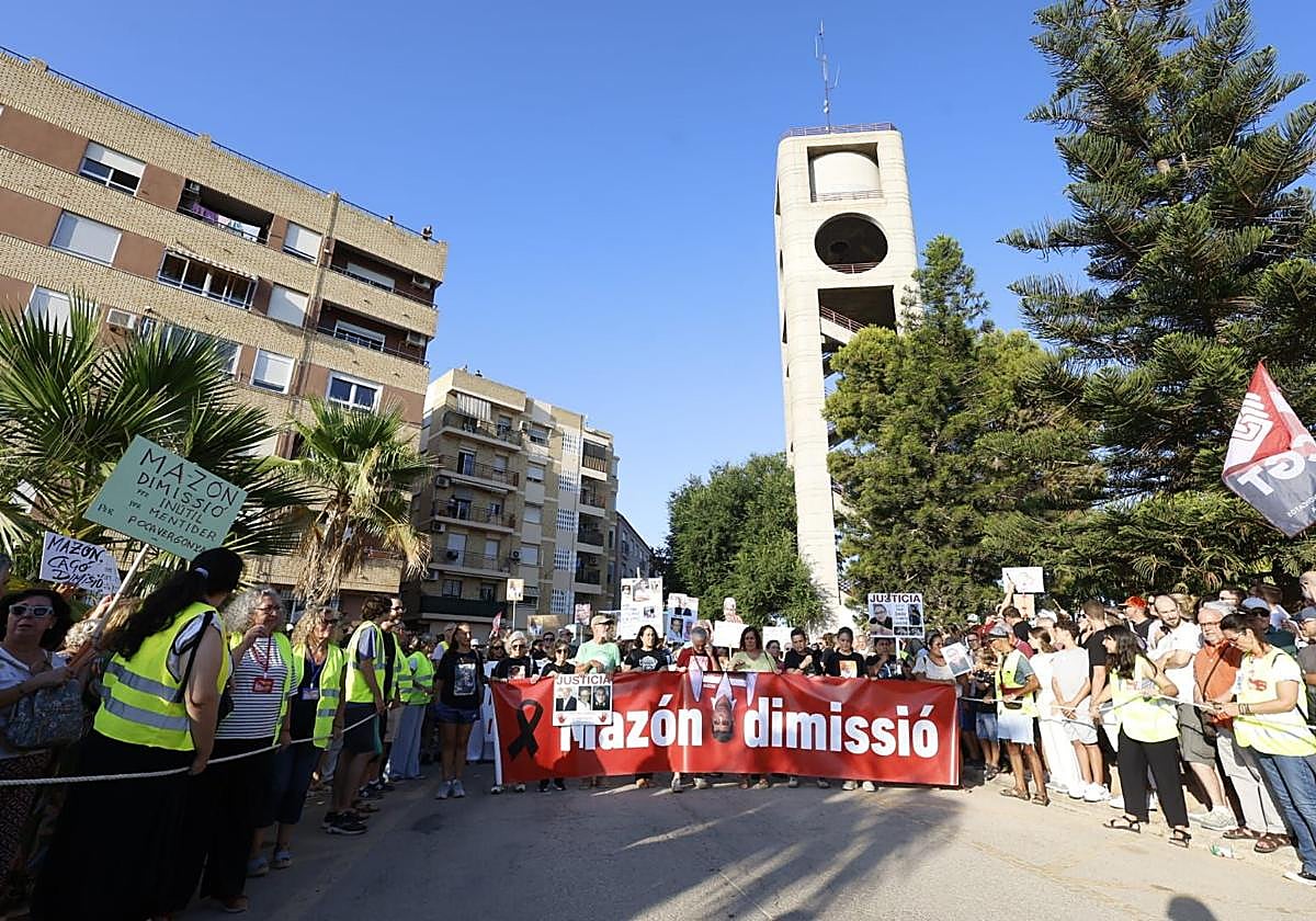 Imagen de la novena concentración contra Mazón.