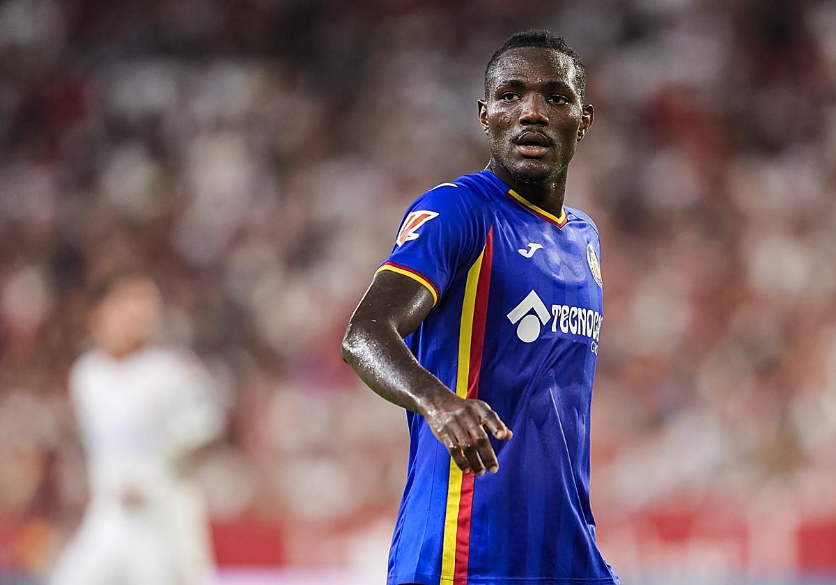 Christantus Uche, durante el partido contra el Sevilla