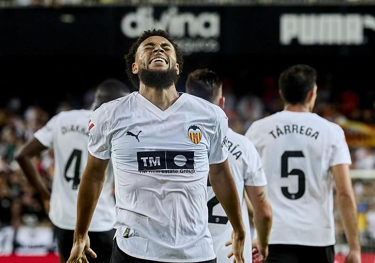 Danjuma celebra su gol ante el Getafe.