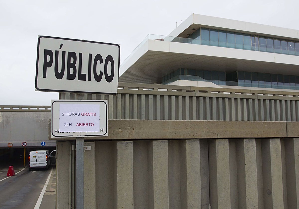 Aumsa licita la gestión de los parkings del edificio Veles e Vents, los tinglados 4 y 5 del puerto y el aparcamiento del mercado del Cabanyal