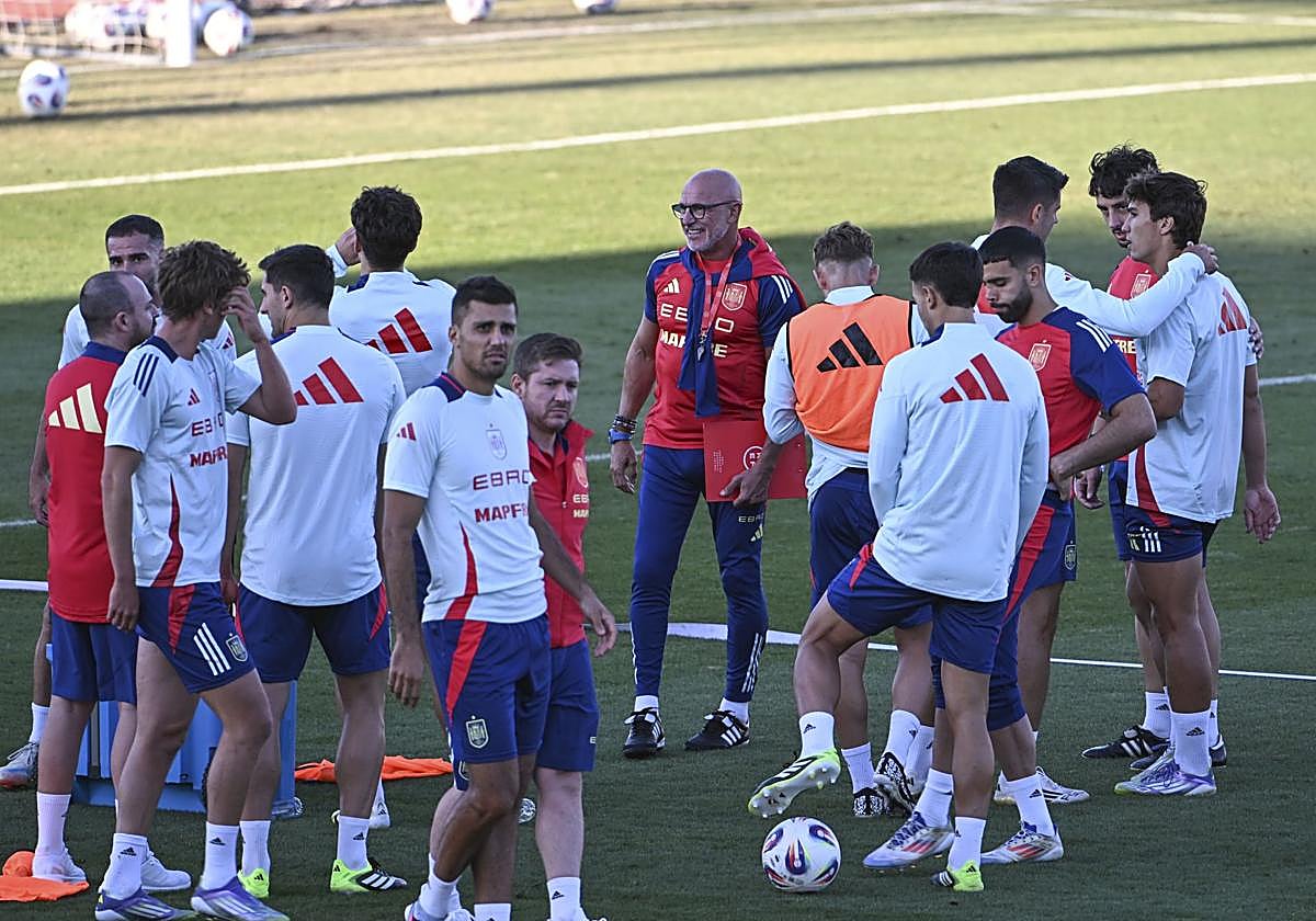 La selección española durante un entrenamiento en Las Rozas.