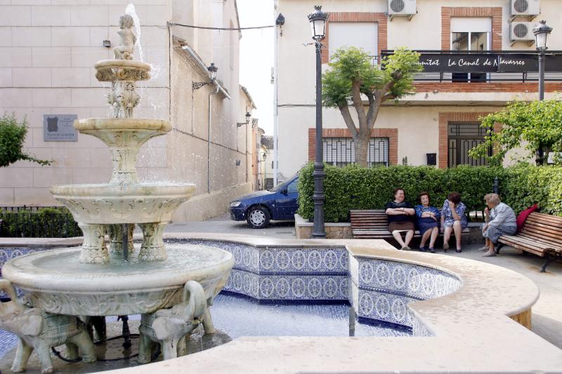 La renovación de la paza de la Iglesia de Chella es la actuación con mayor presupuesto de las aprobadas en el nuevo decreto del Pla Obert.