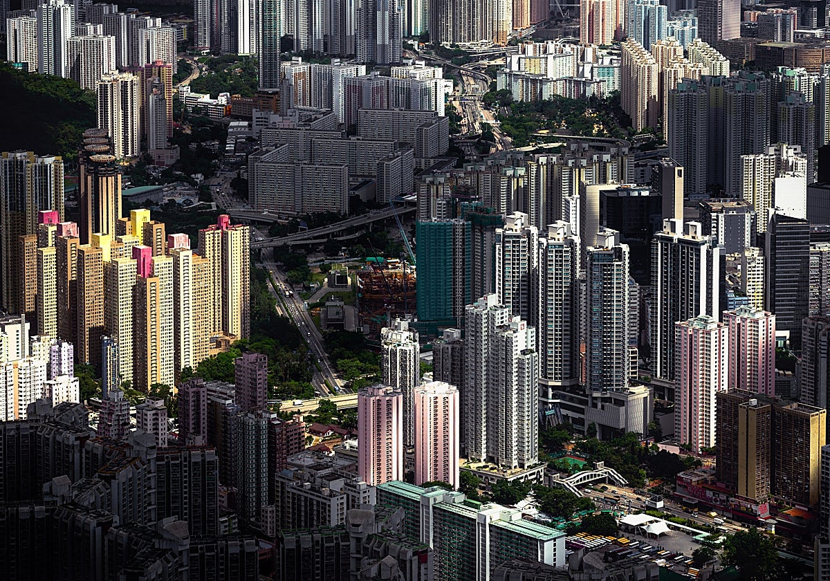 Un español muestra cómo es su vida en Hong Kong: «Vivo en 5 metros cuadrados midiendo 2 metros de altura»