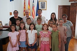 El alcalde ha recibido a los Angelets 2025.