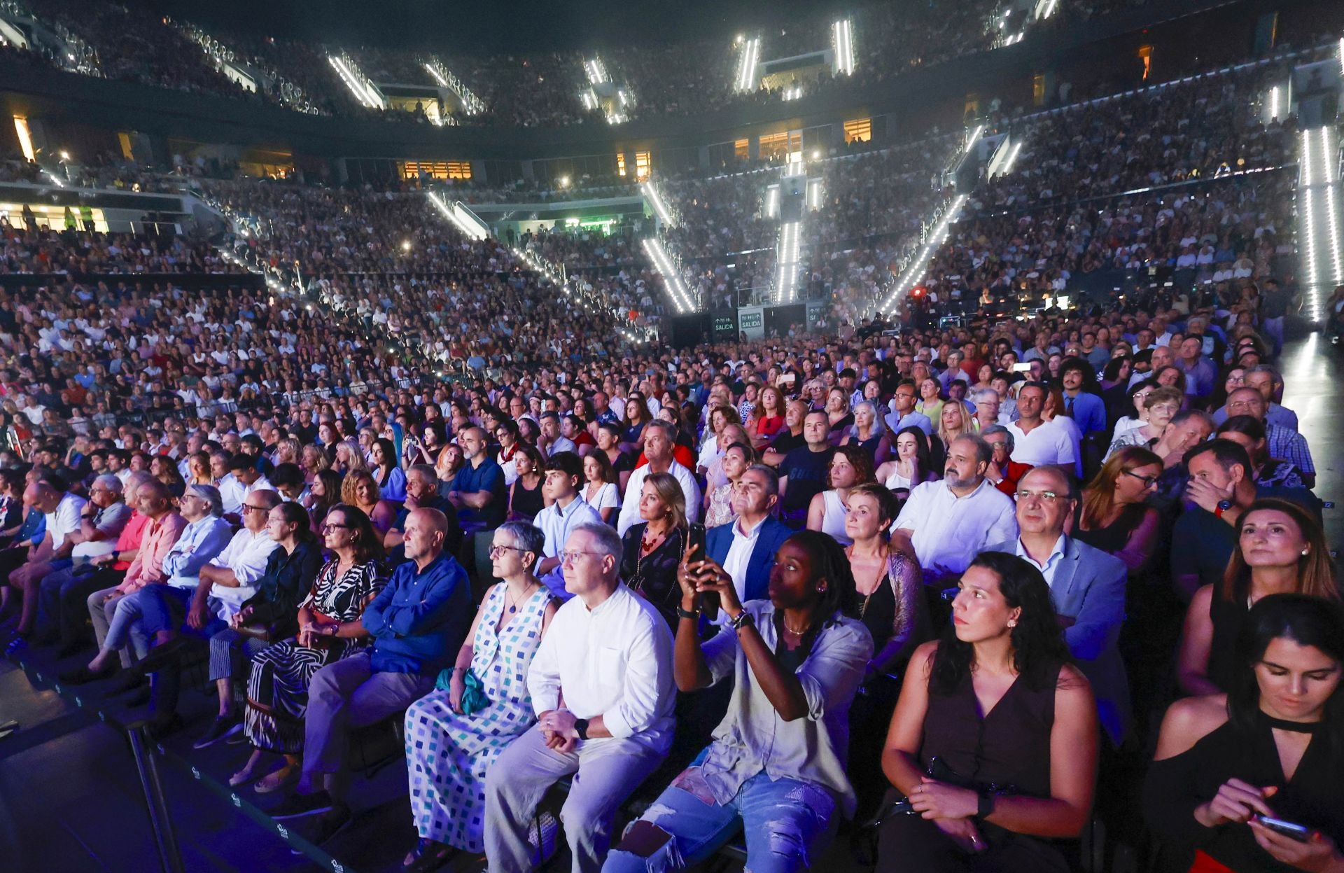 La inauguración del Roig Arena, en imágenes