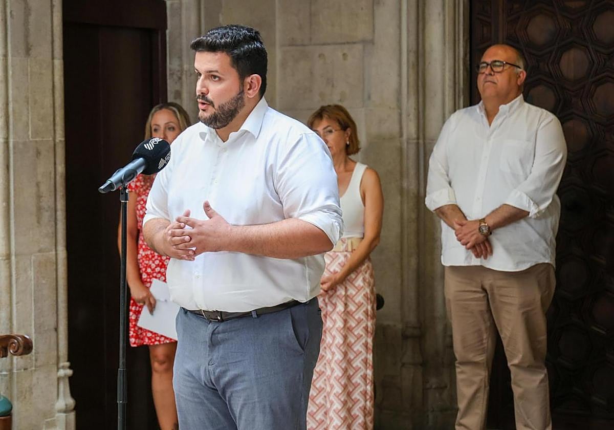 El alcalde de Albal, José Miguel Ferris, en el Palau de la Generalitat.