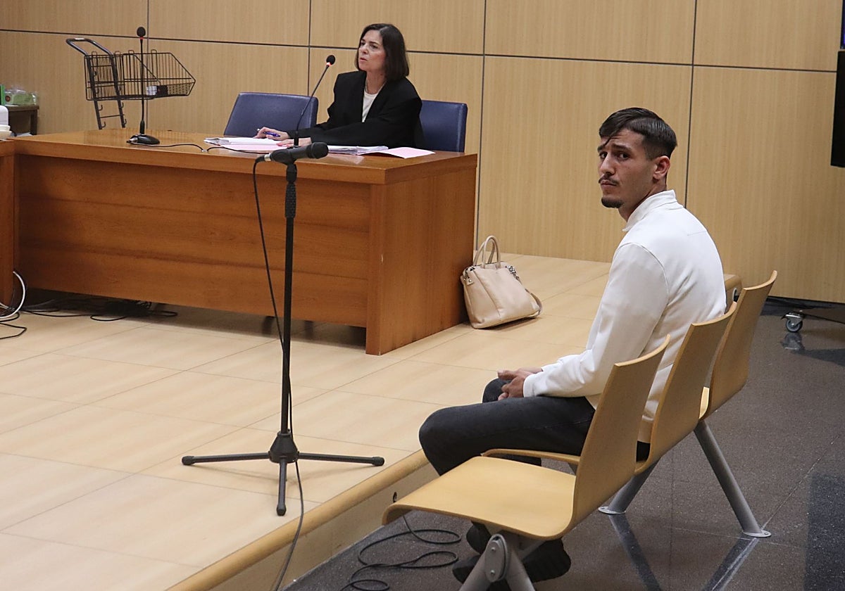 El acusado de violar a una amiga en un apartamento de Tavernes de la Valldigna.