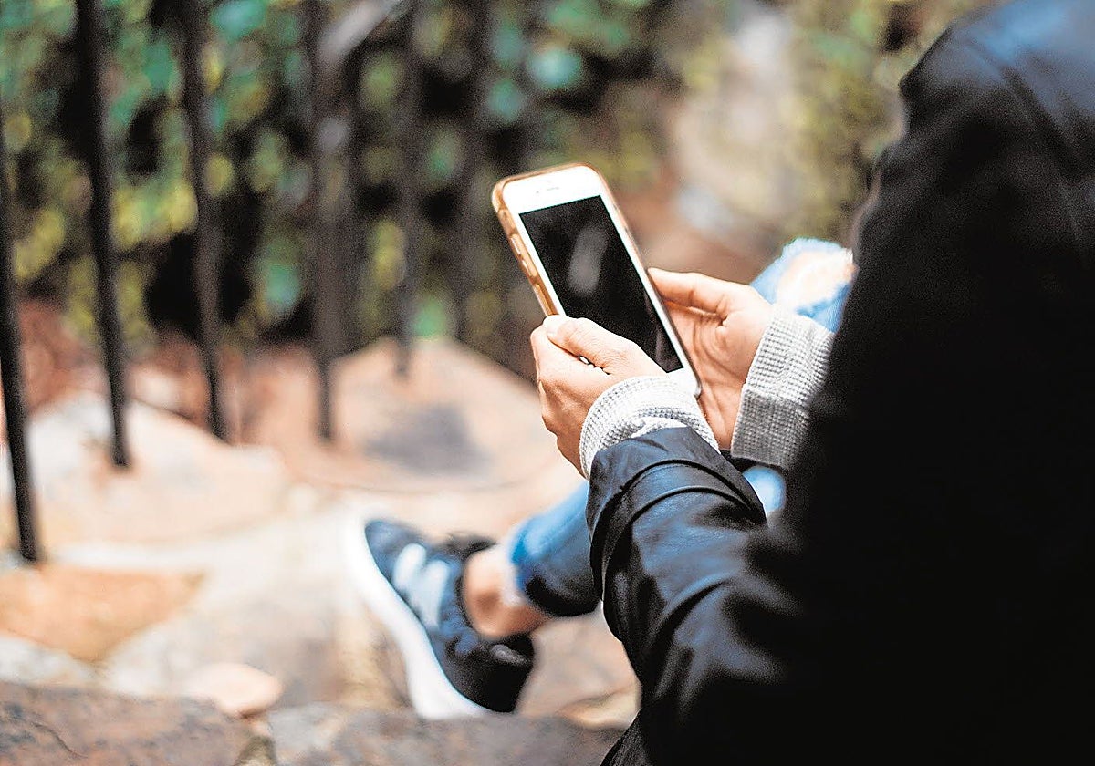 Valencia impulsa nuevos talleres para poner freno a las adicciones al juego y a las tecnologías