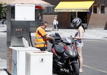Este es el sorprendente sueldo que gana un empleado de gasolinera en España