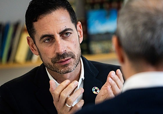 Carlos Fernández Bielsa.