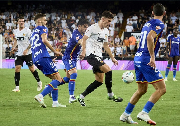Pepelu: «Queremos jugar en grandes estadios»