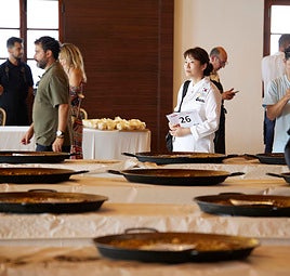 Una edición anterior del Concurs Internacional de Paella Valenciana de Sueca.