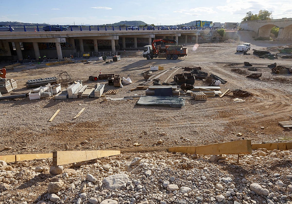 Barranco el Poyo a la altura de Riba-roja.