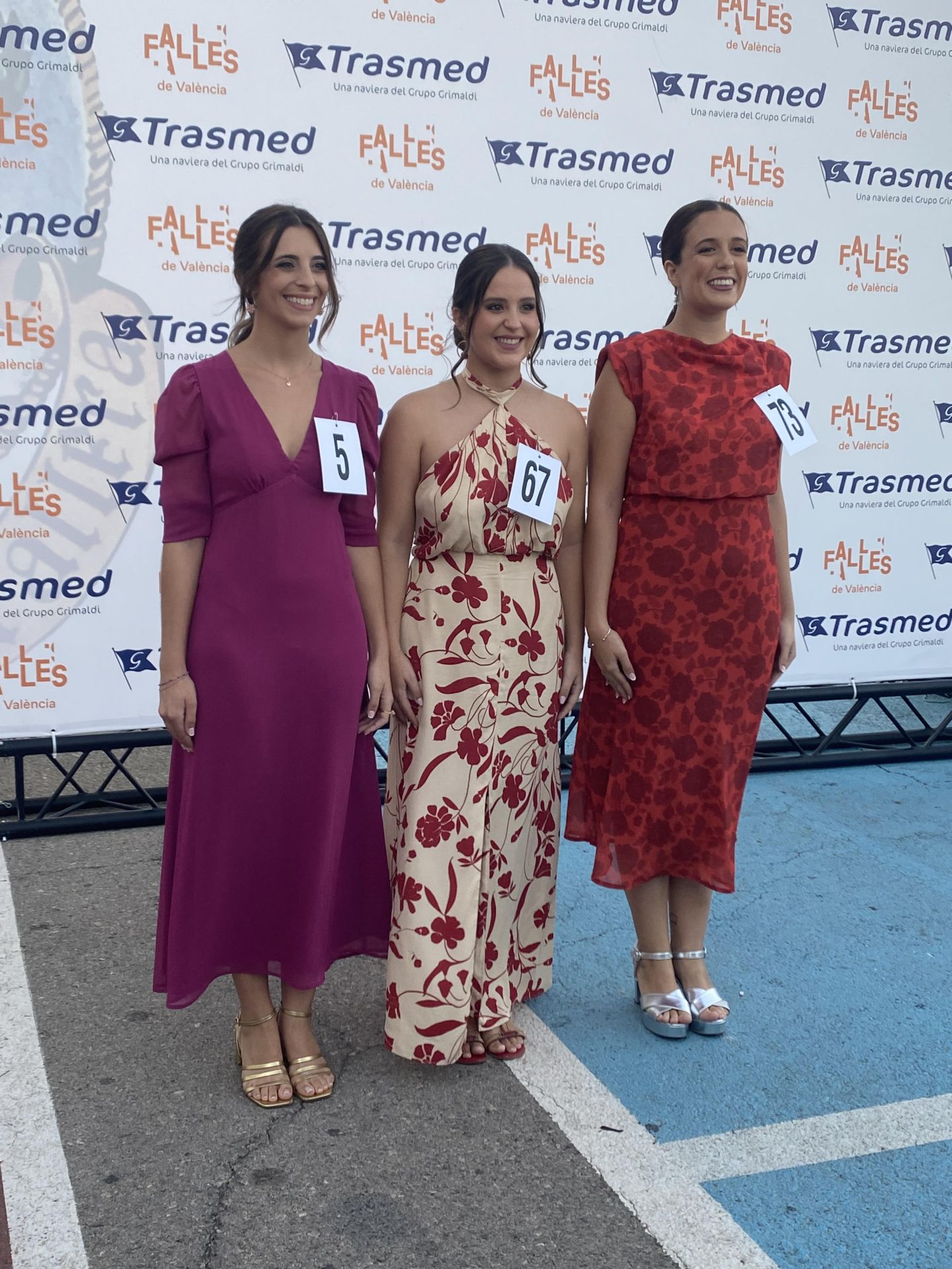 FOTOS | La presentación de las 146 aspirantes a Falleras Mayores de Valencia 2026