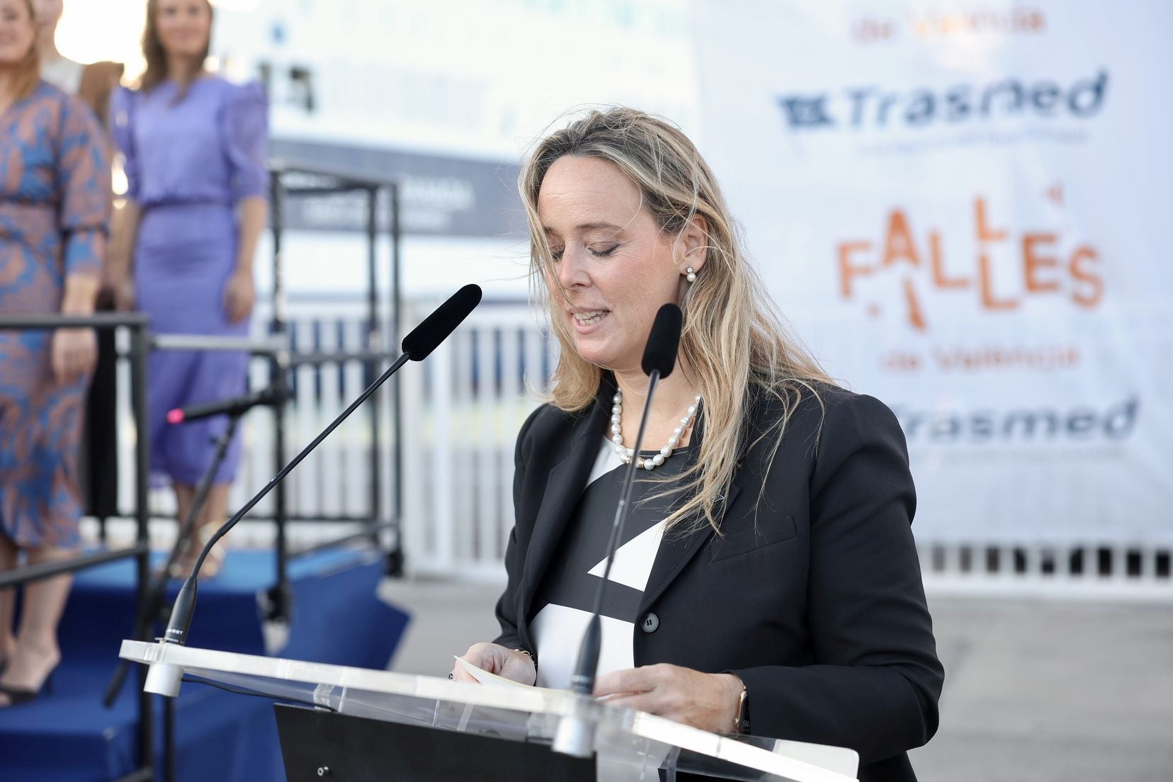 FOTOS | La presentación de las 146 aspirantes a Falleras Mayores de Valencia 2026