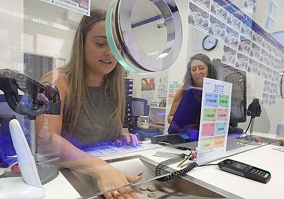 Una administración de Loterías y Apuestas del Estado en una imagen de archivo.