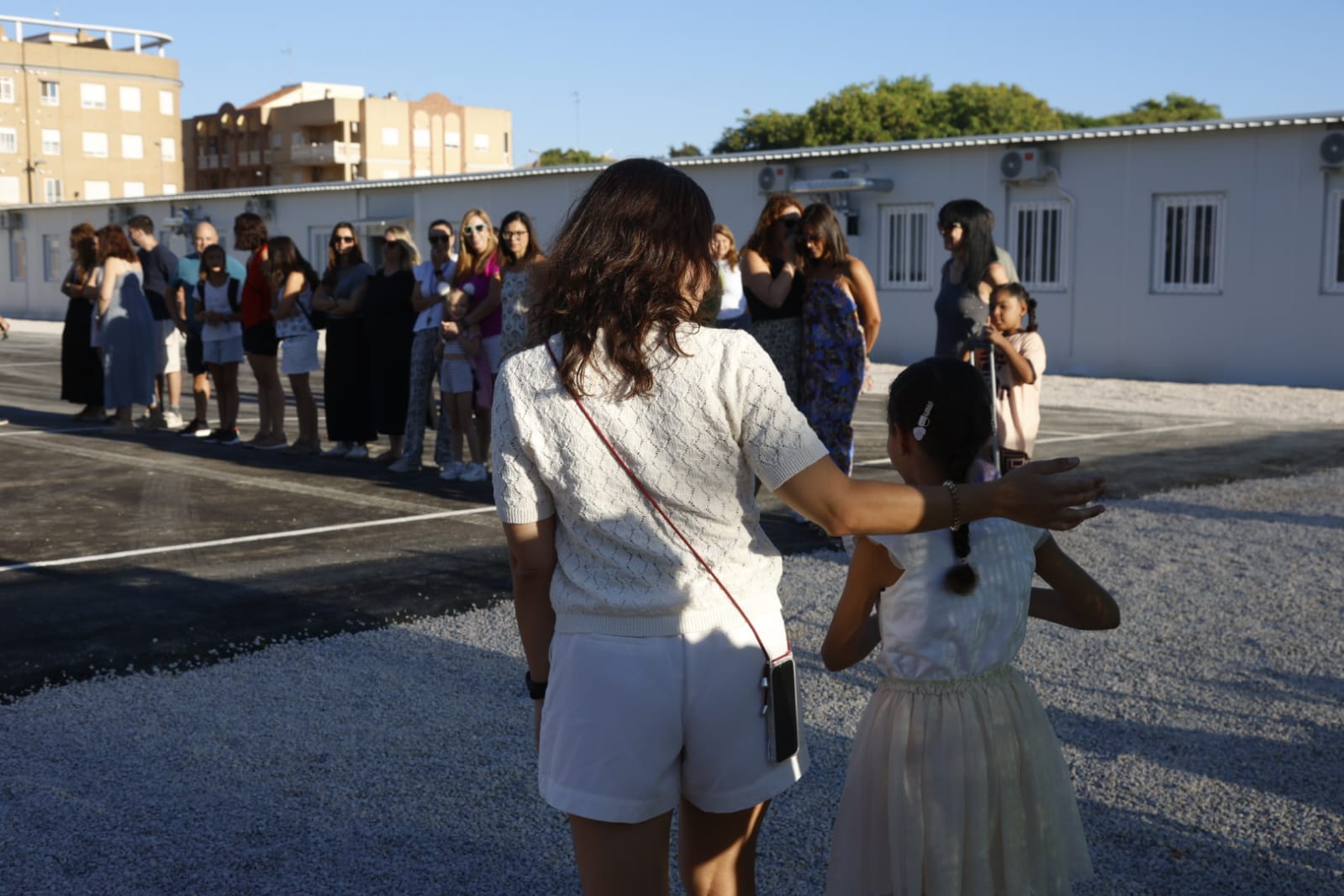 Más maestros que alumnos en el colegio de Alfafar tras cuestionar el Ayuntamiento su seguridad