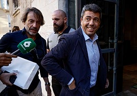 Carlos Mazón llega al Palau de la Generalitat.