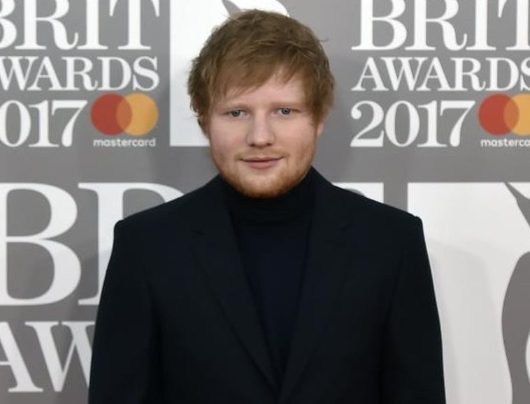 Ed Sheeran y Suede se apuntan al Roig Arena