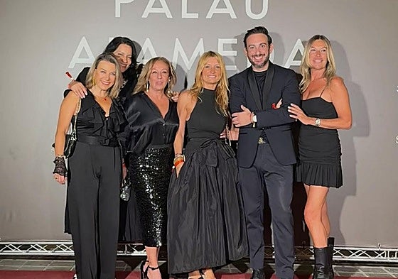 Irene Rico, Cristina Egido, Aurora Martí, Kake Miralles, Alberto Aibar, Ana Hidalgo, Mara Vicente y María Abradelo.