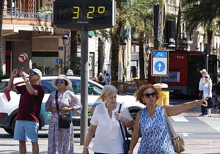 Valencia este lunes ha superado los 32 grados.