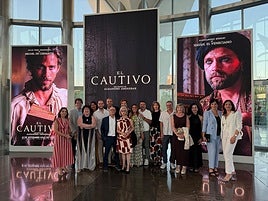 La delegación de Bocairente en el preestreno de 'El Cautivo'.