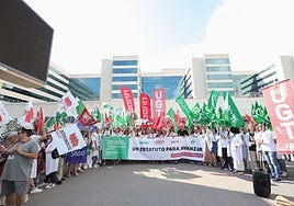 Los manifestantes este martes en La Fe.