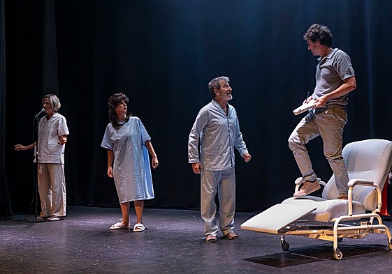 Teatro (no sólo) para 'boomers': la sociedad de los cuidados se sube a las tablas en Russafa