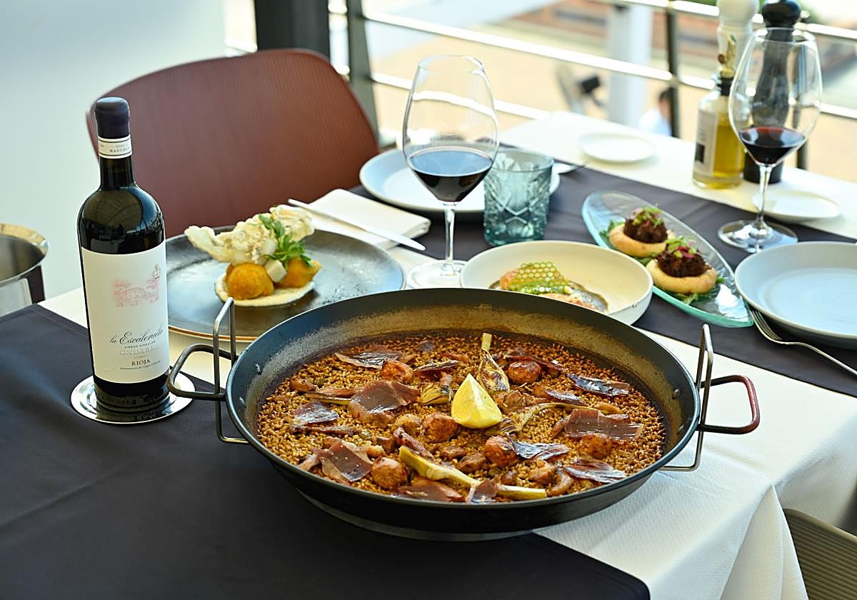 Caval Restaurant &amp; Club