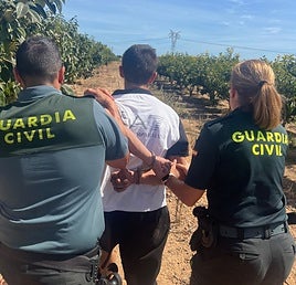 Uno de los dos detenidos por la plantación de marihuana.
