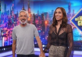 Imanol Arias y María Navarro en 'El Hormiguero'.