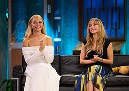 Mirela Balic y Ester Expósito.