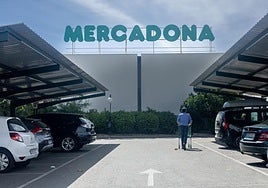 Un parking de Mercadona.