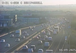 Atascos en la V-31 este jueves, 18 de septiembre.