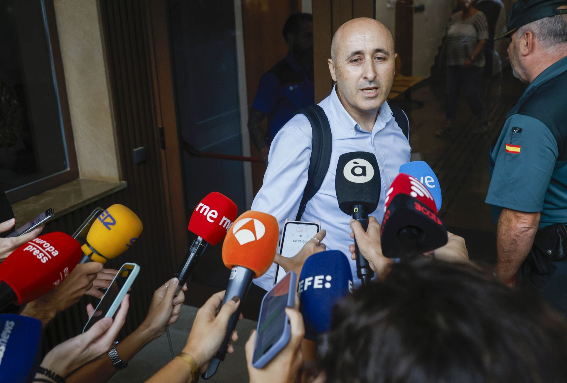 FOTOS | El presidente de la CHJ ante la jueza de la dana