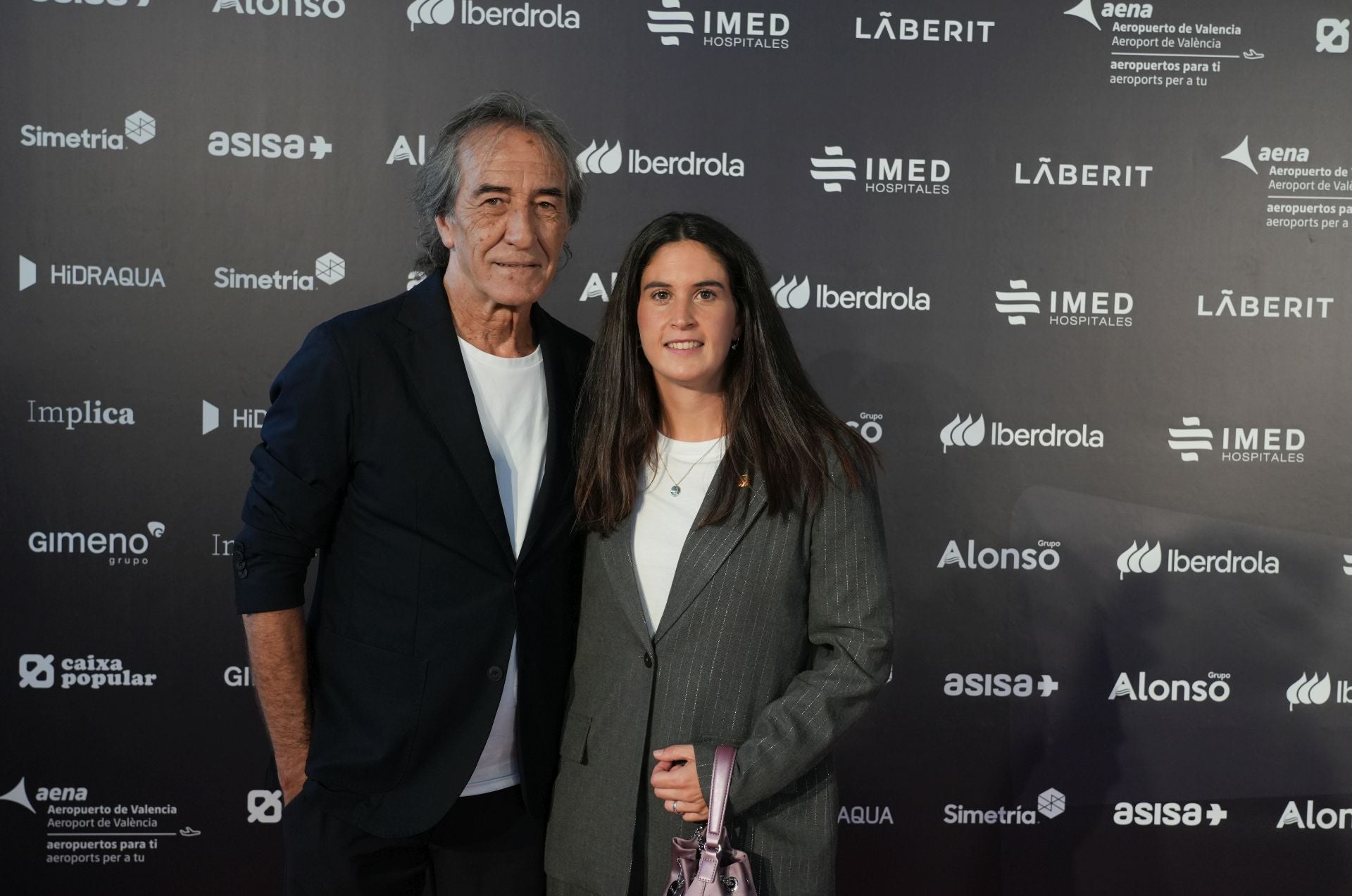 Ricardo Arias y María Martí, embajadores del Valencia CF.