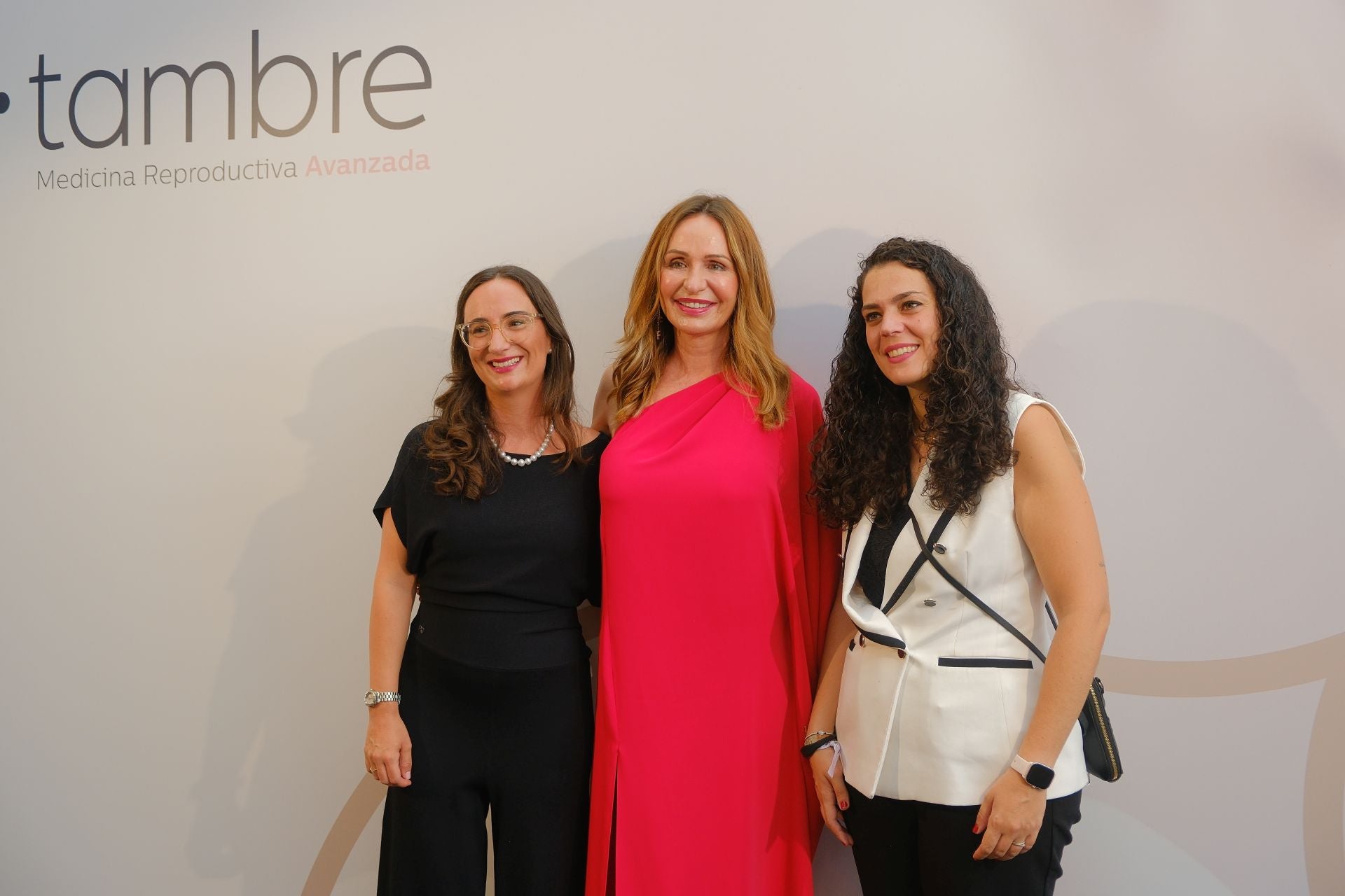 La clínica de fertilidad Tambre abre sus puertas en Alicante con una velada para recordar