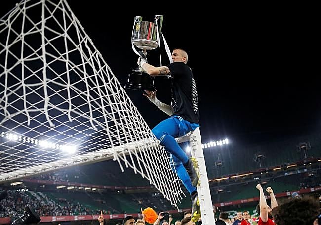 Jaume emula a Quique tras ganarle la final de Copa al Barça de Messi.