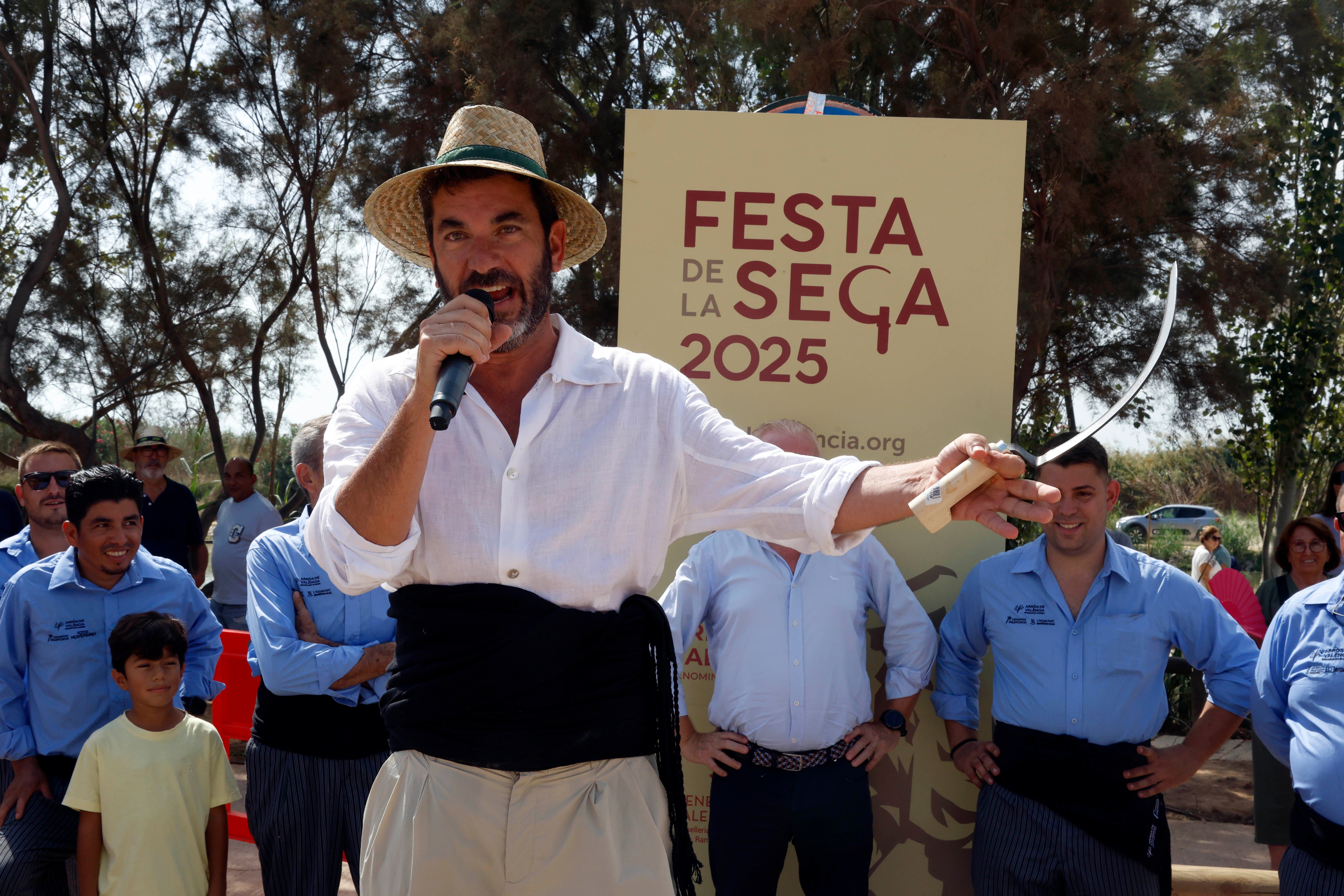 FOTOS | Catarroja celebra la fiesta de la siega del arroz 2025