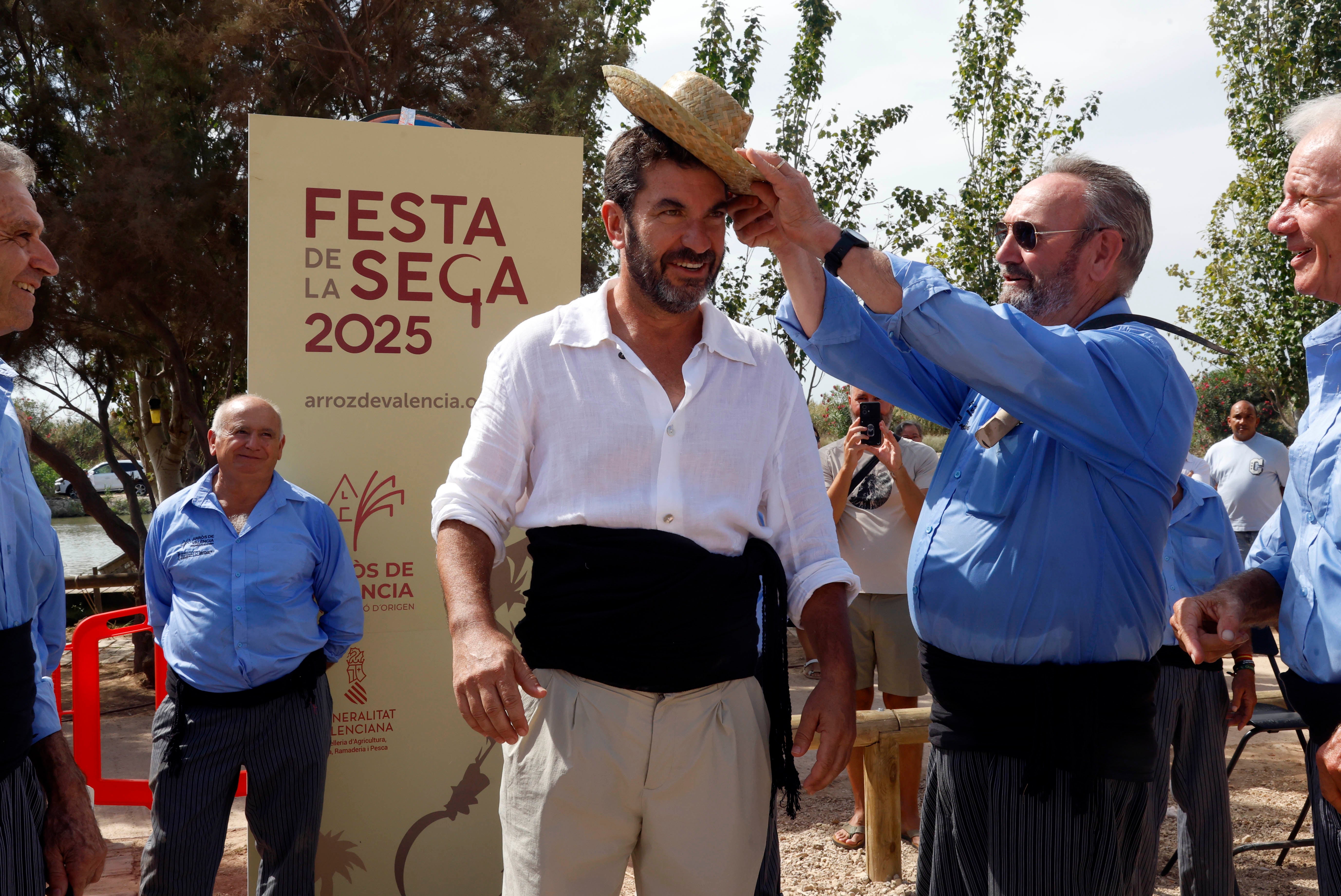 FOTOS | Catarroja celebra la fiesta de la siega del arroz 2025