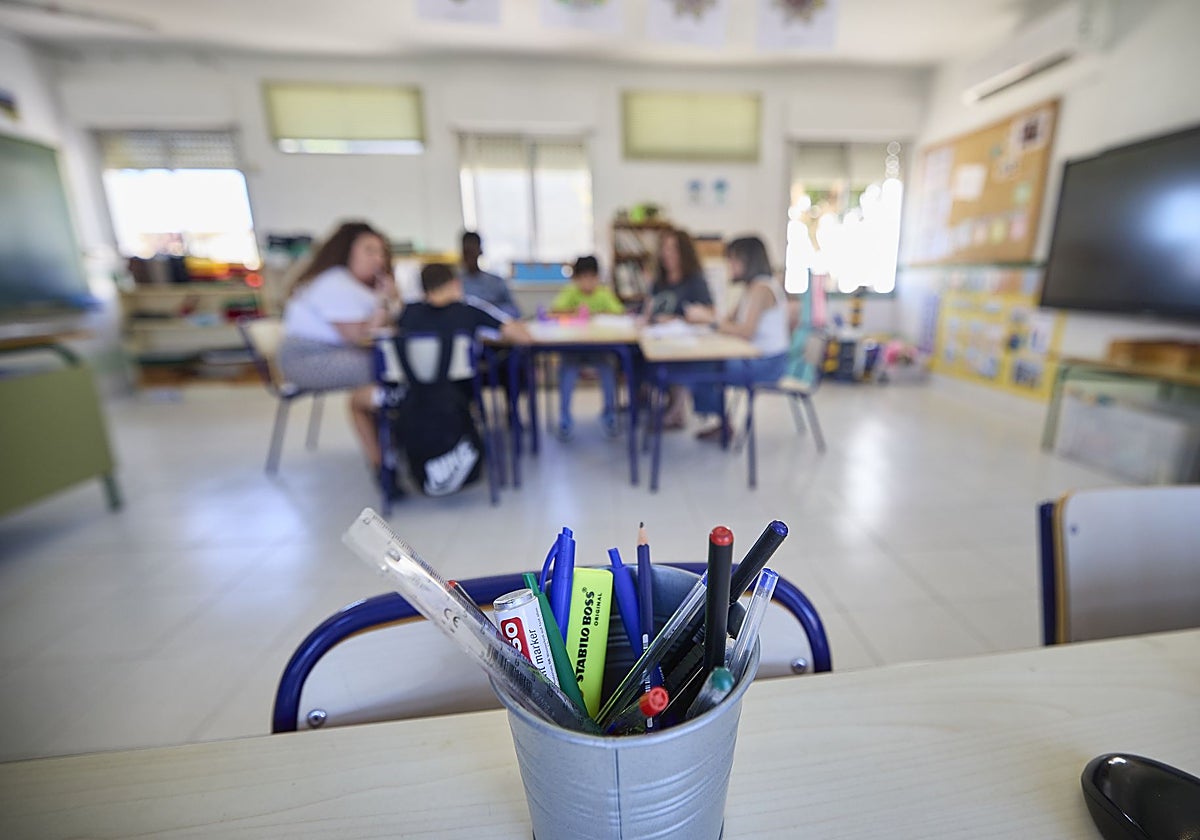 Alumnos de un colegio rural valenciano durante una clase.