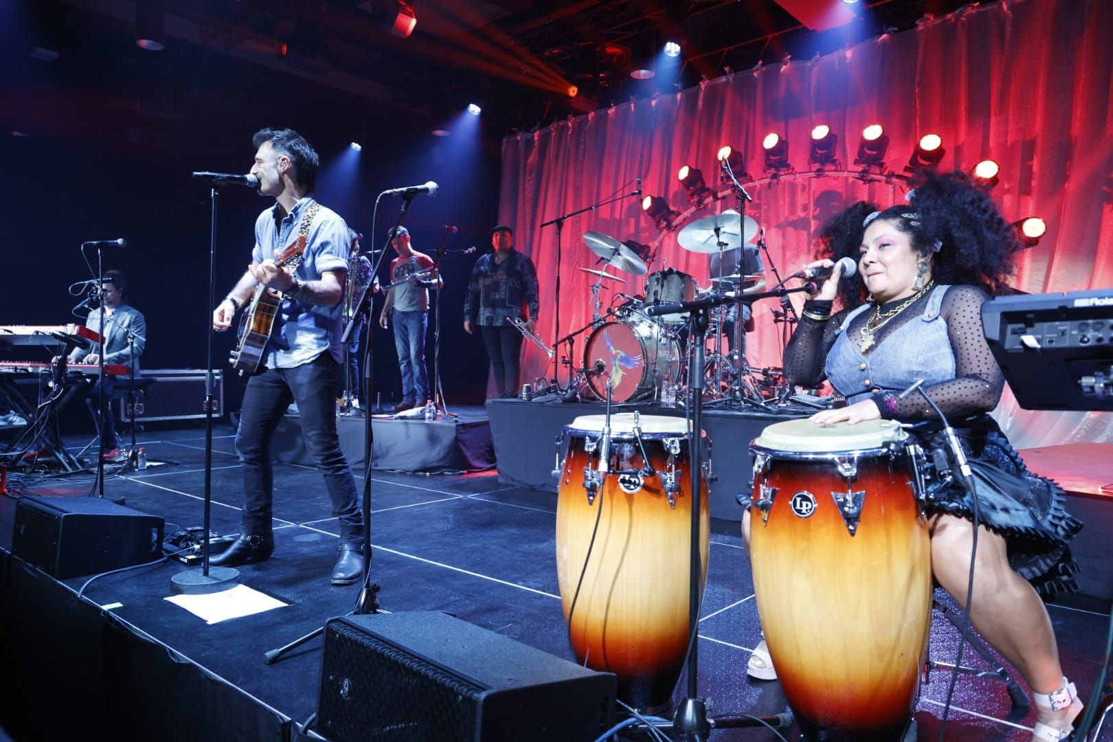 FOTOS | Cat Empire estrena la Sala Auditorio del Roig Arena