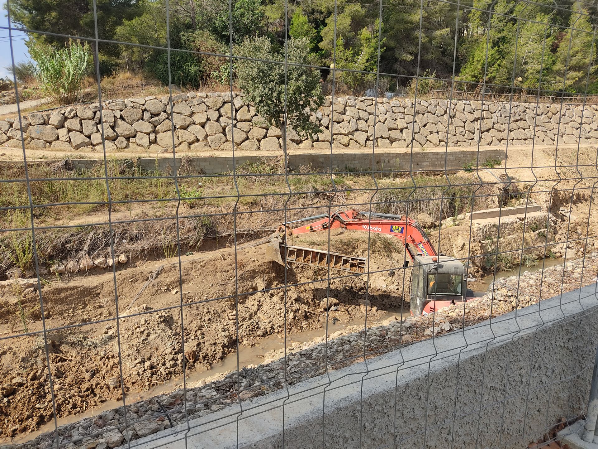 Imagen principal - Montserrat, ampliar l&#039;Agroix para proteger de nuevas crecidas la localidad