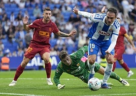 Julen Agirrezabala, ante el incombustible Kike García.