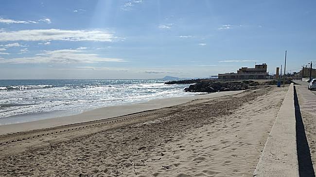 Imagen después - El recuerdo de la dana perdura en el fondo marino y en las playas de Cullera