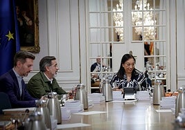 Miembros de la Mesa de Les Corts.