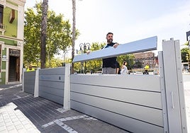 Una de las compuertas colocadas este miércoles en las pruebas del nuevo material.