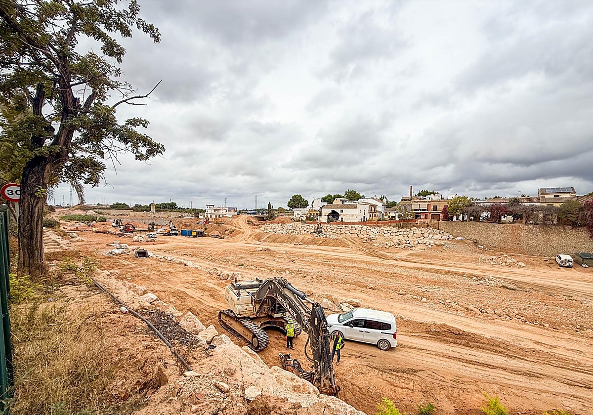 El barranco del Poyo, a su paso por Picanya, este mismo mes.
