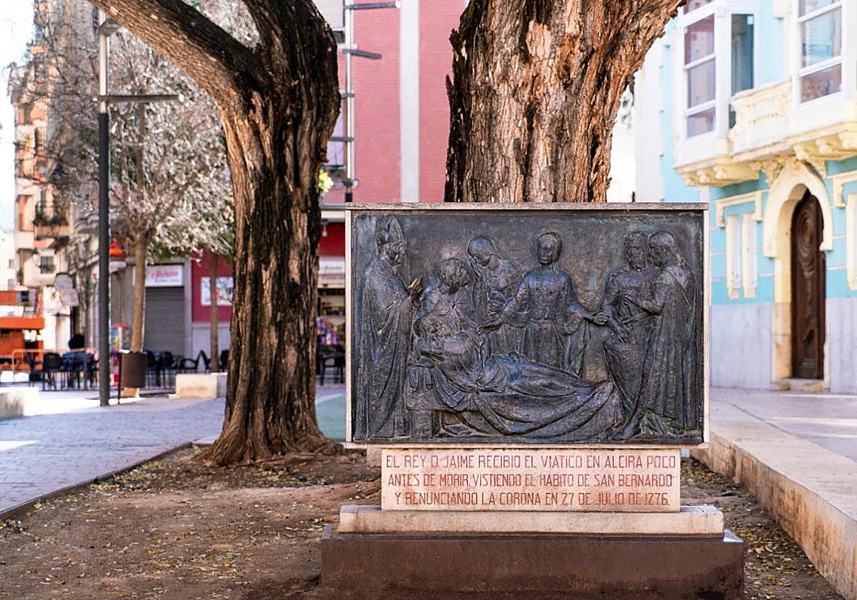 Mural conmemorativo de la muerte de Jaume I.